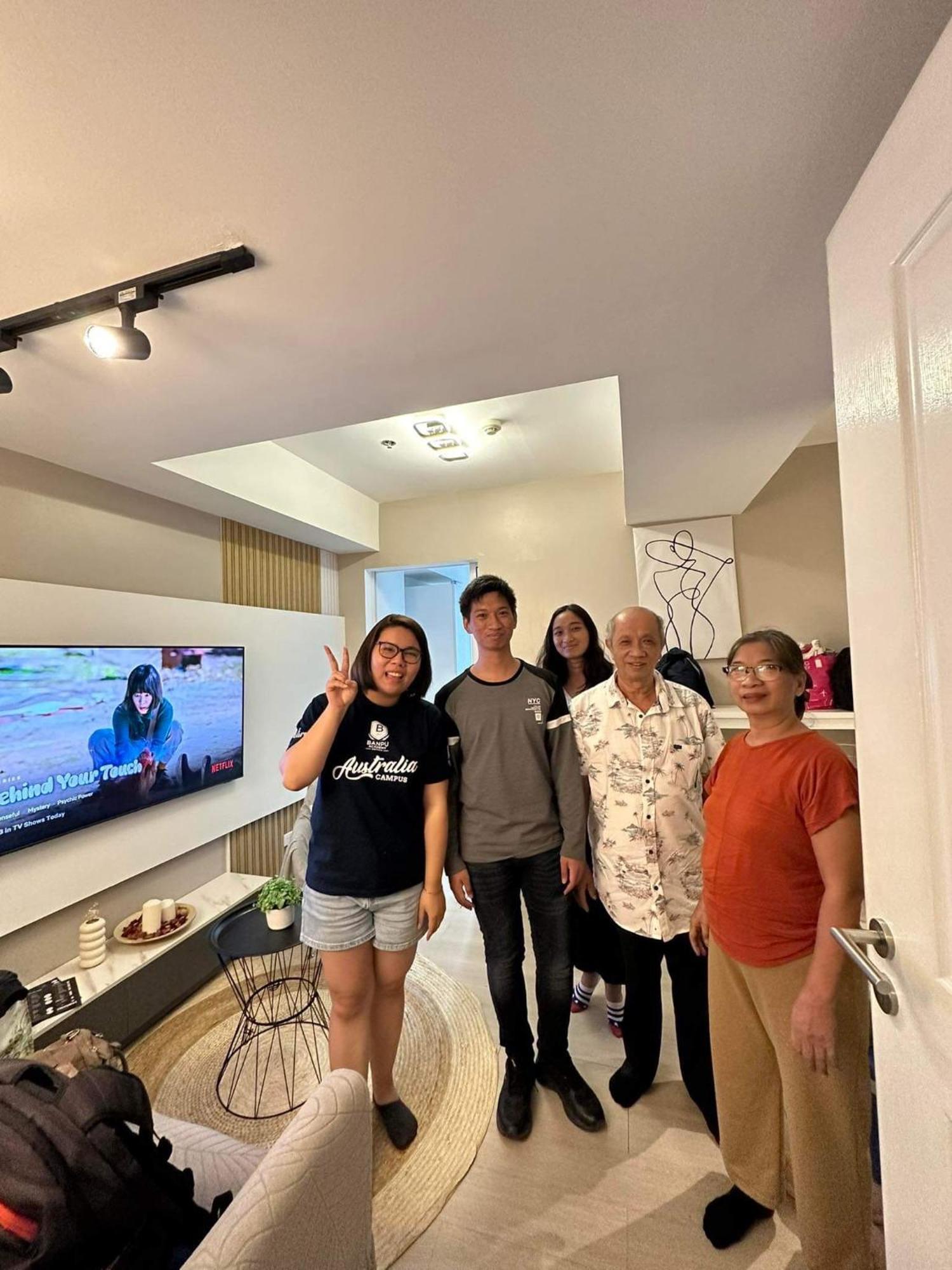 Azure Urban Resort Residence R&C - Paranaque Манила Екстериор снимка