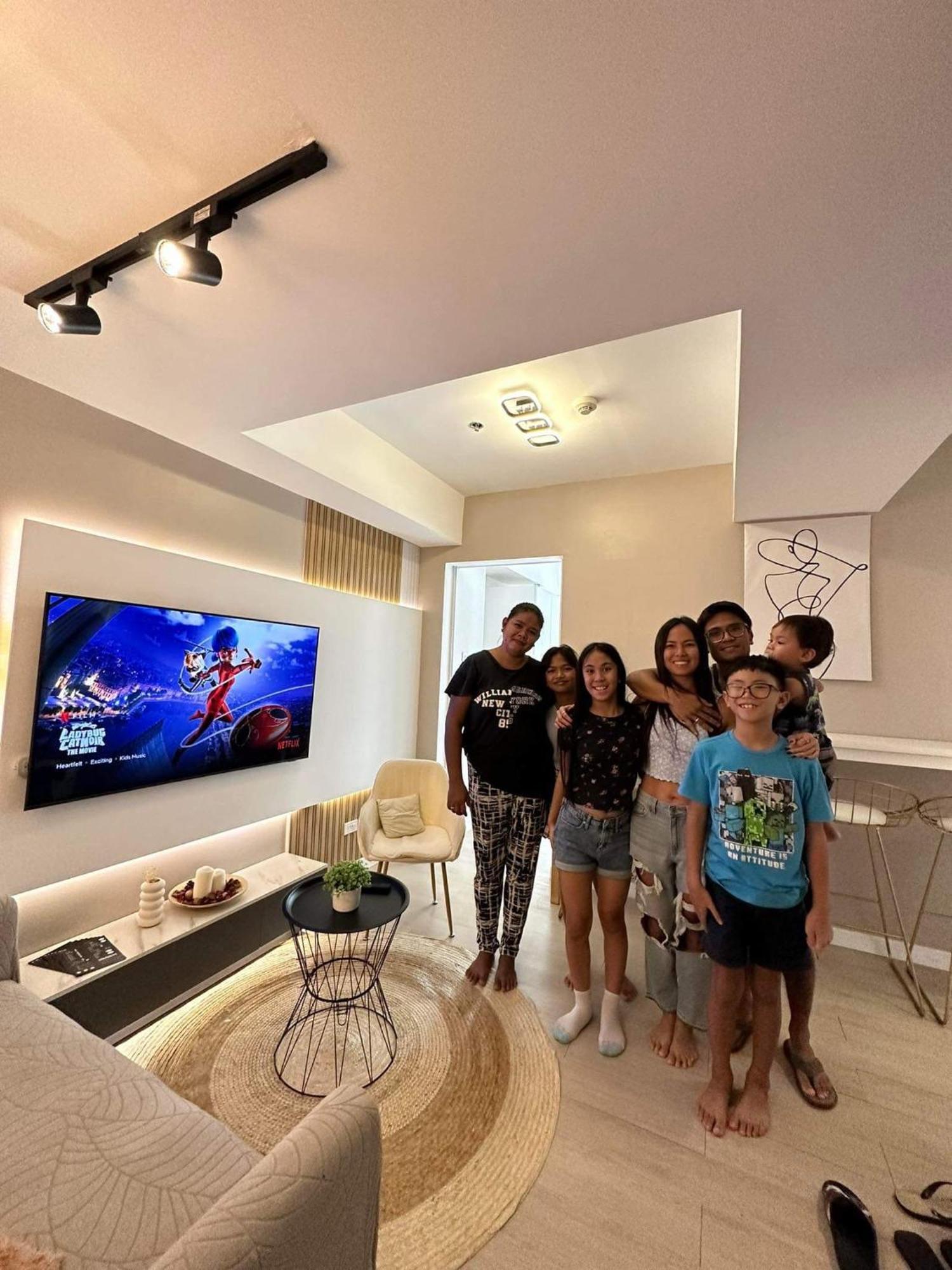 Azure Urban Resort Residence R&C - Paranaque Манила Екстериор снимка