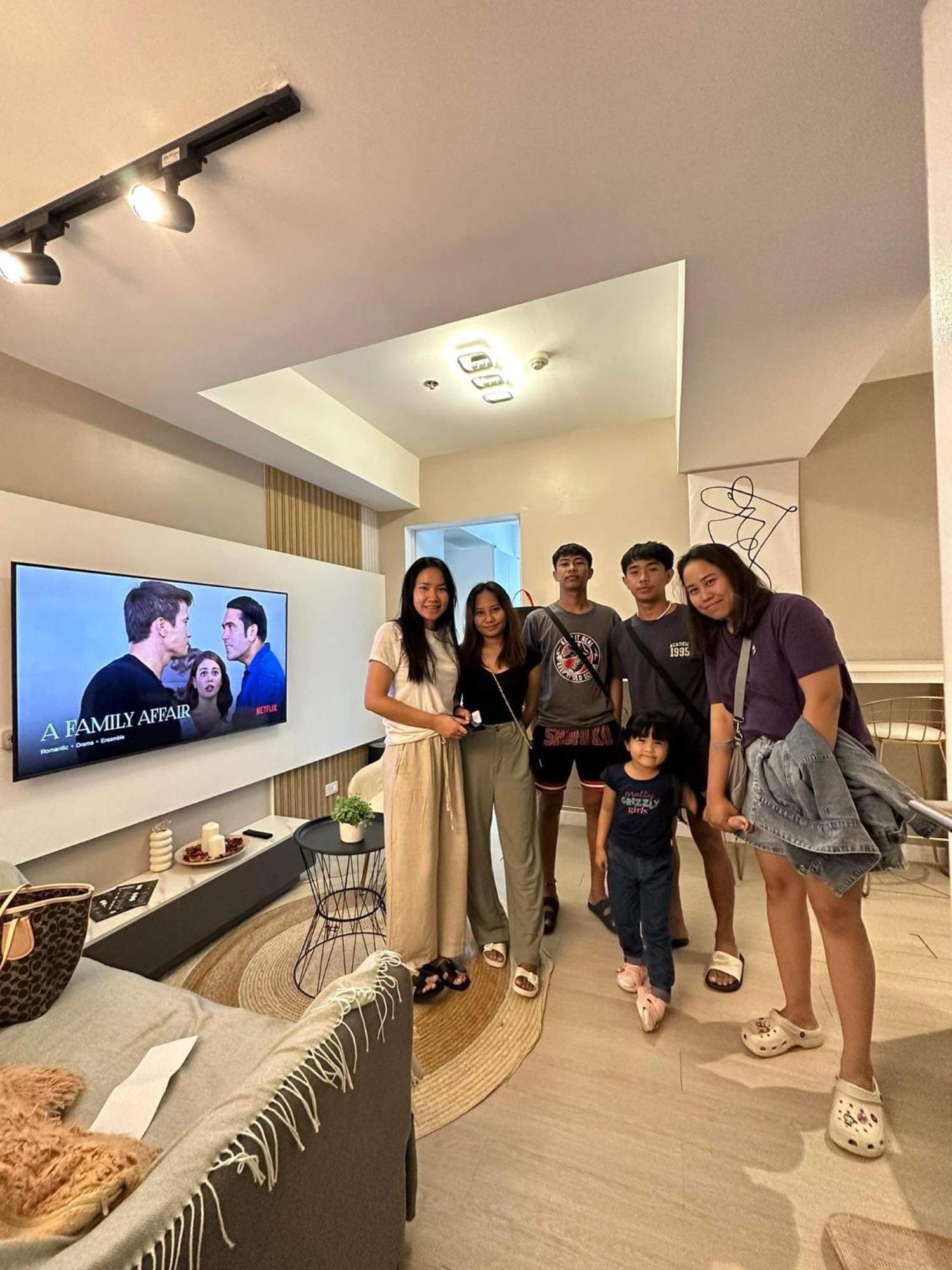 Azure Urban Resort Residence R&C - Paranaque Манила Екстериор снимка