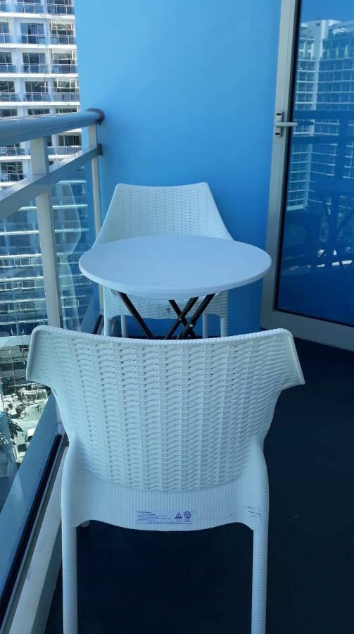 Azure Urban Resort Residence R&C - Paranaque Манила Екстериор снимка